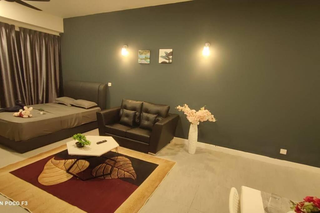 Apartment Bs228-klia -self Check-in-wifi-netflix-parking-pool, 5092 *