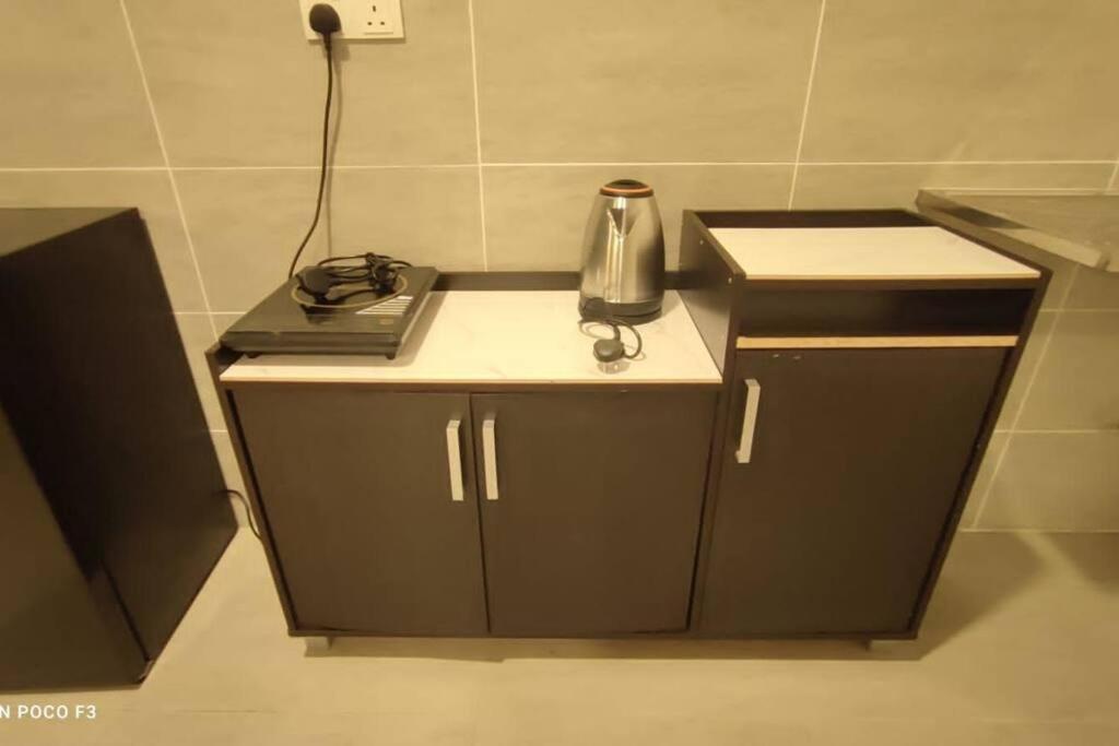 Bs228-klia -self Check-in-wifi-netflix-parking-pool, 5092 Apartment *