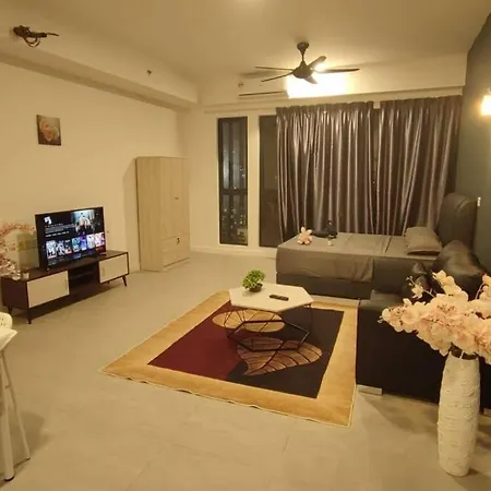 Bs228-Klia -Self Check-In-Wifi-Netflix-Parking-Pool, 5092 Apartment Sepang Exterior photo